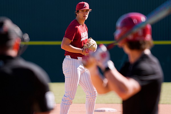 Arkansas baseball pitchers win Saturday scrimmage