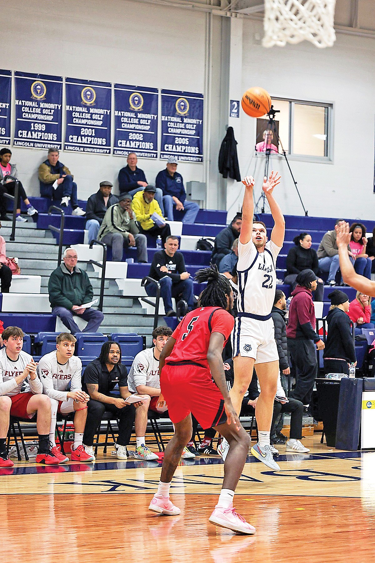 Lincoln travels to take on Quincy in GLVC basketball doubleheader