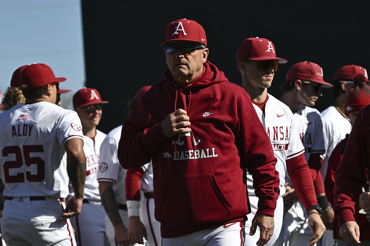 Dave Van Horn press conference: Arkansas baseball coach, players recap ...