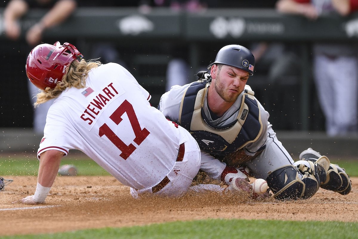 Arkansas baseball beats ORU in midweek game that includes 45 players ...