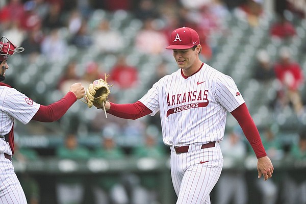 Hunter Dietz strikes out career-high 12 in Arkansas baseball run-rule win over Stetson