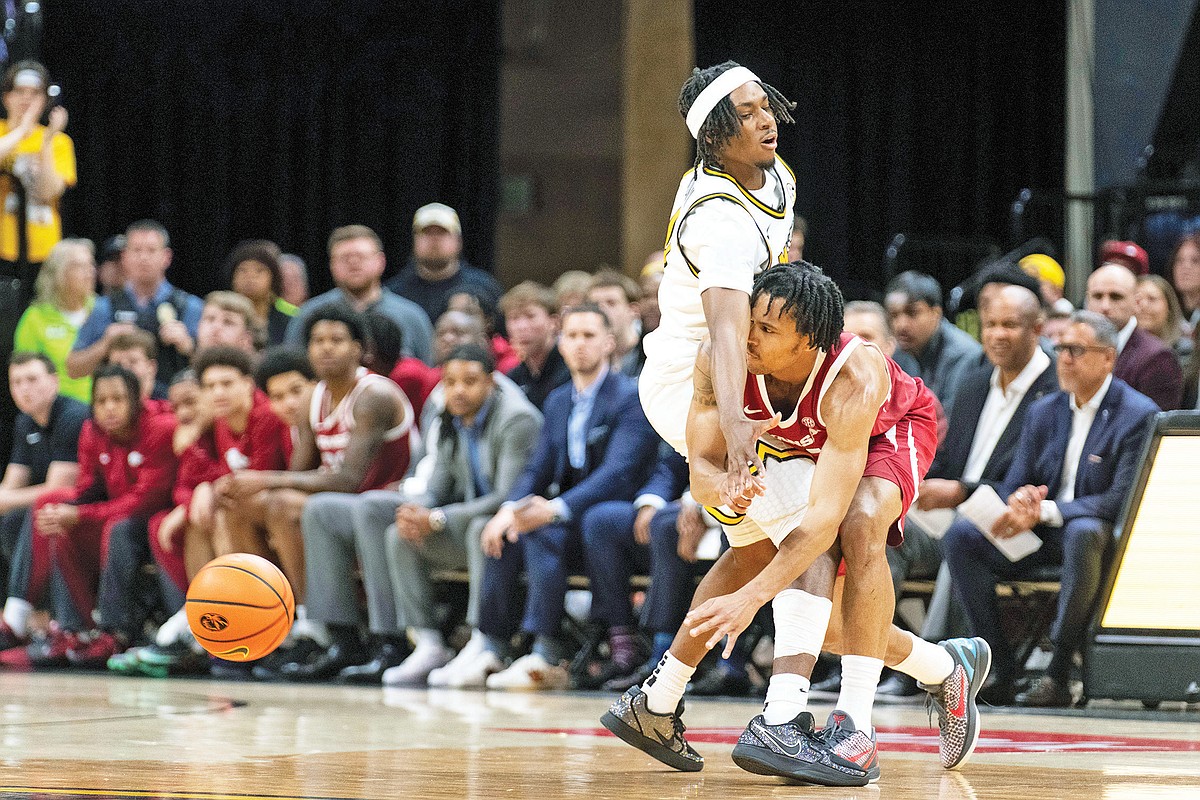 No. 20 Arkansas men's basketball beats Missouri 88-84 in overtime