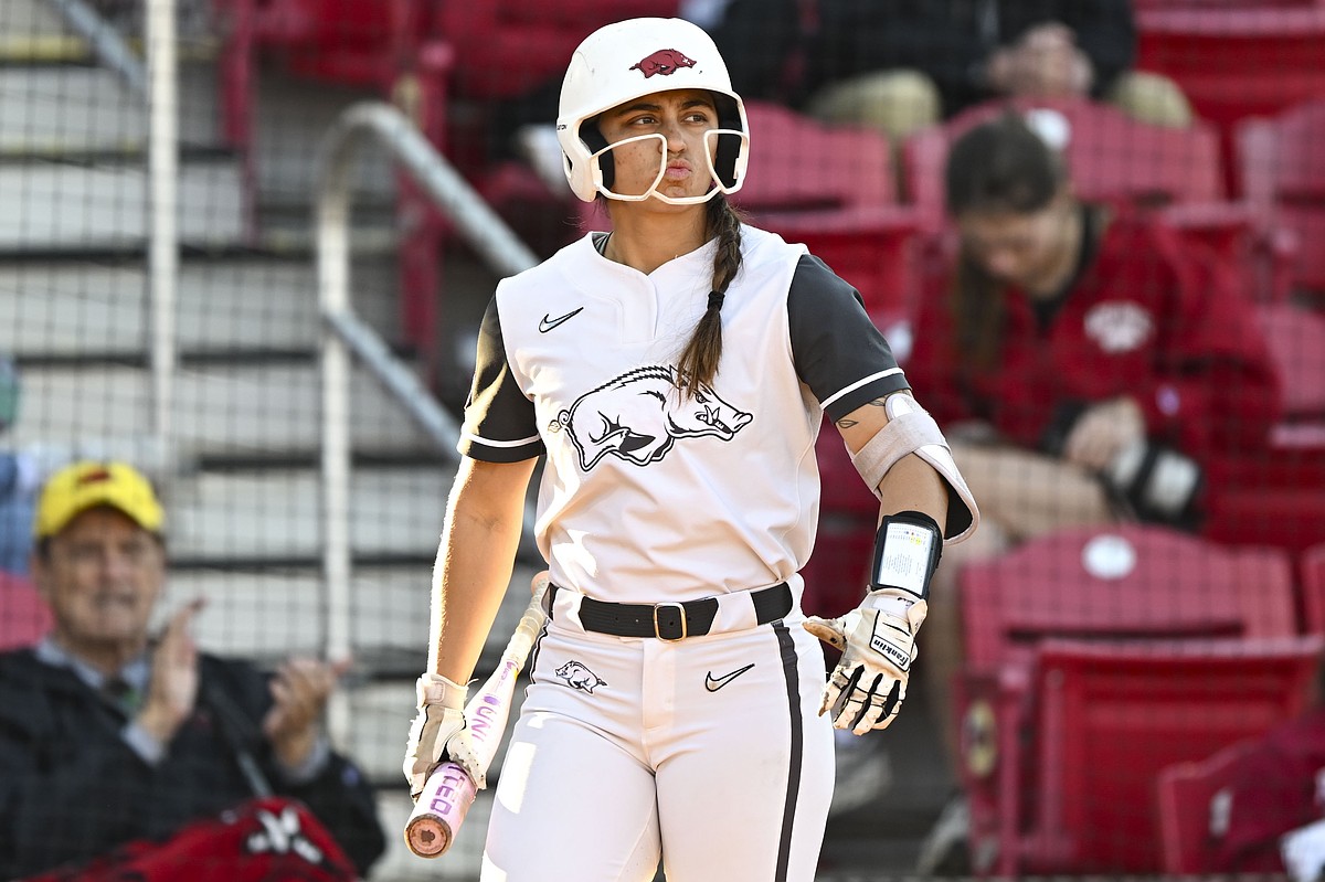Ella McDowell drives in 6 runs to lead No. 9 Arkansas softball to road win at Missouri State