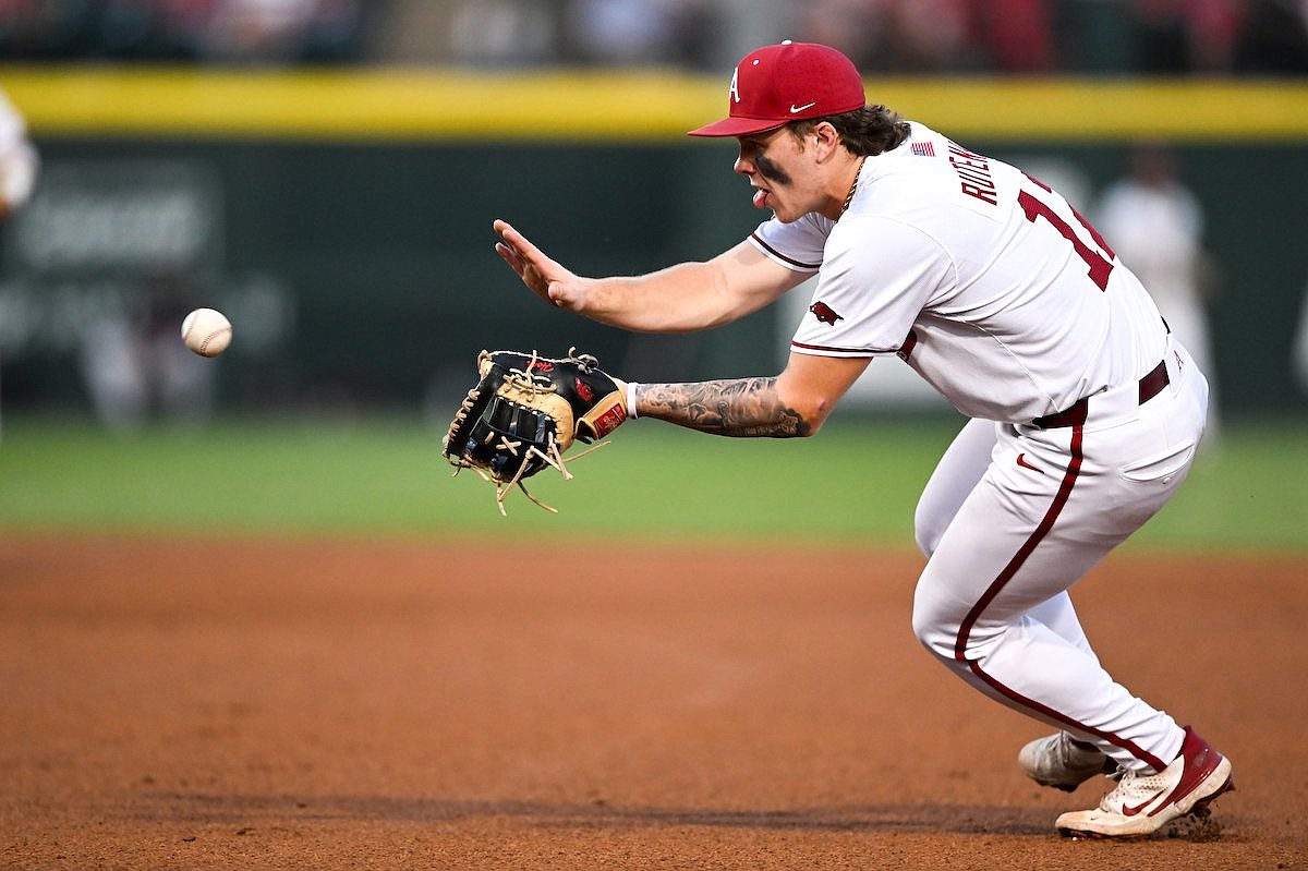 Arkansas baseball notebook: Razorbacks make changes at every infield ...