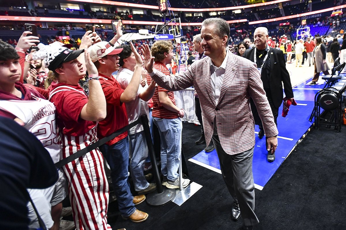 Arkansas basketball picked third in SEC preseason poll, 2 players on ...