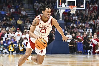 Report: Arkansas basketball guard D.J. Wagner entering transfer portal ...