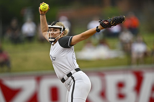 Reis Beuerlein's sensational outing leads No. 9 Arkansas to win over ...