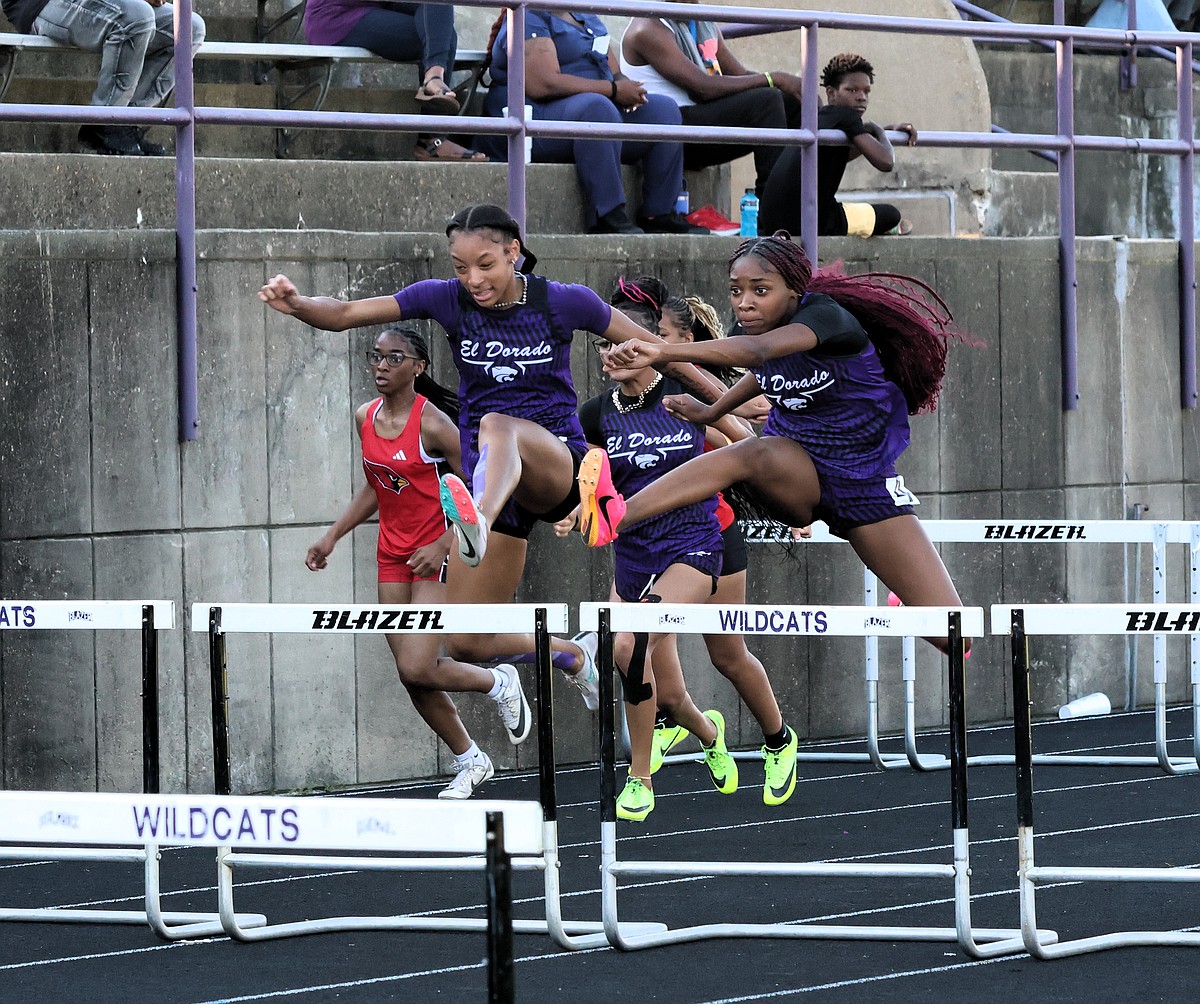 Prep Track: Lady Wildcats dominate Oil Belt Relays | El Dorado News