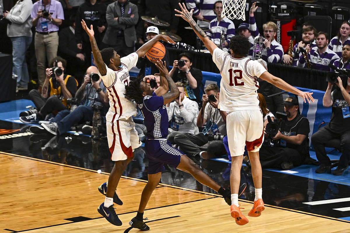 College Basketball: Razorbacks advance to Sweet 16 with win over High ...