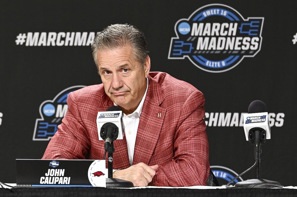 After loss to Arizona, Arkansas basketball turns attention to next season's roster build