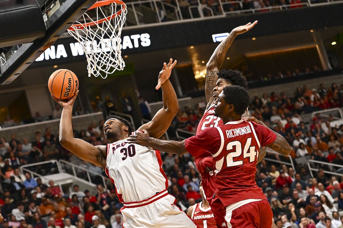 Arkansas basketball blown out in season-ending loss to Arizona