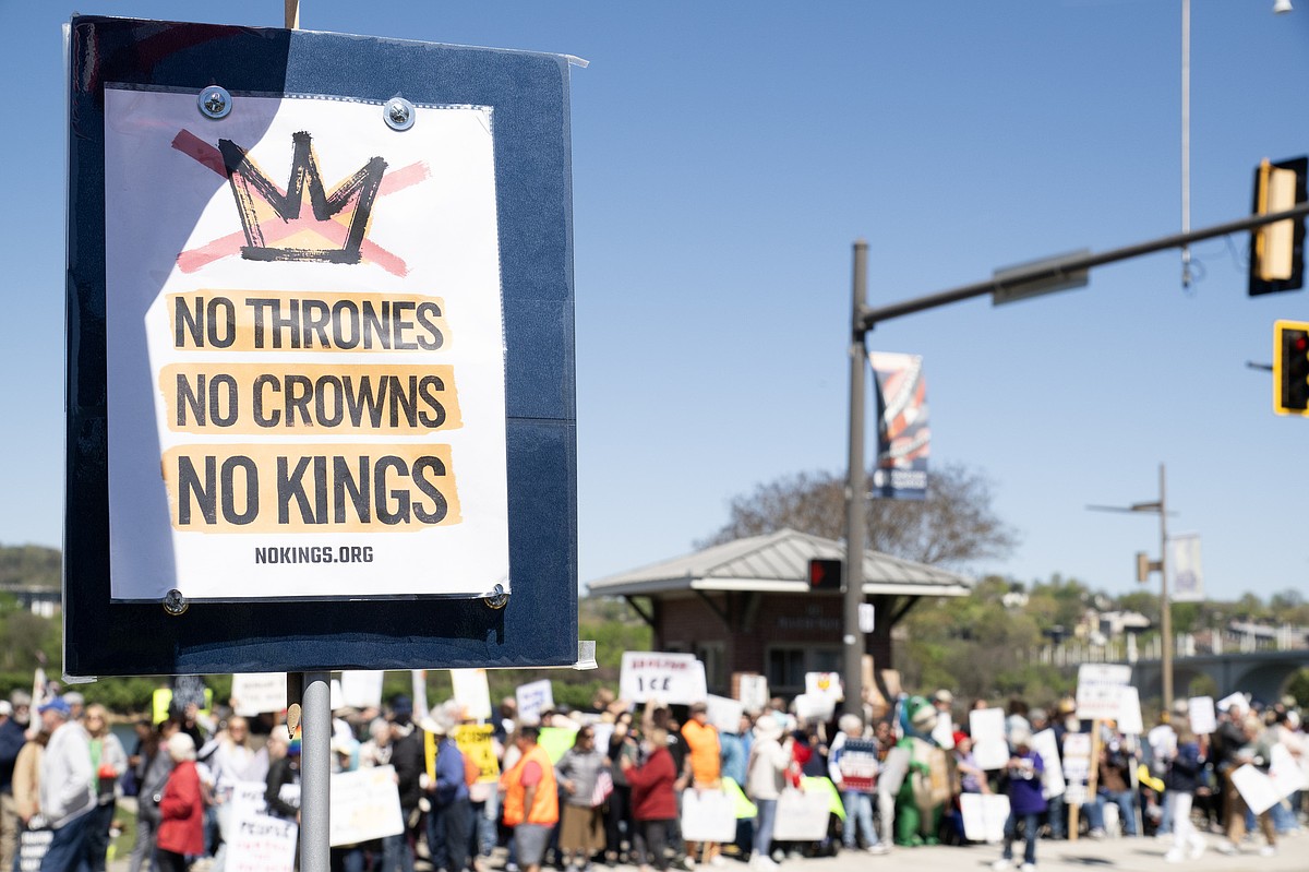 Thousands gather in Chattanooga, Dalton for a third ‘No Kings Day’