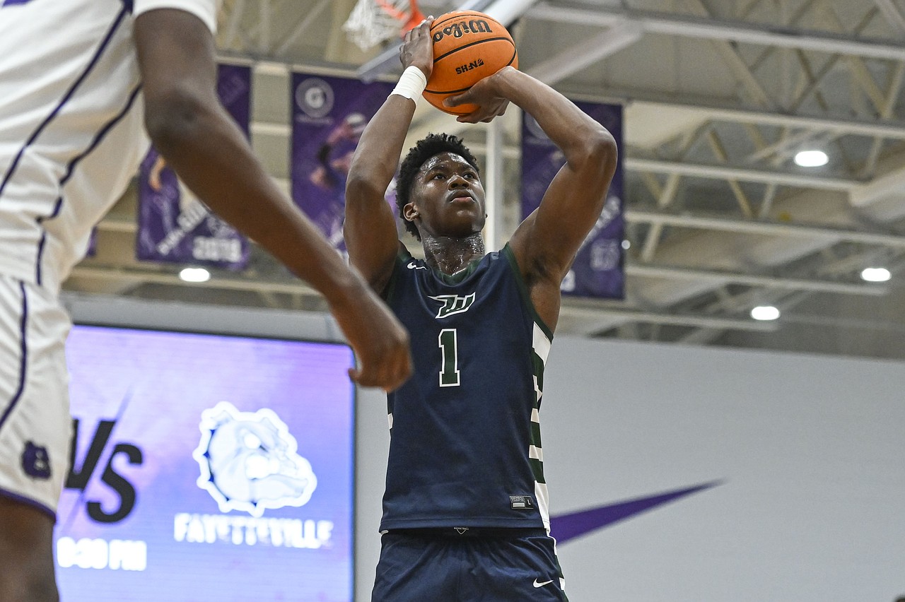 2 future Razorbacks showcase talents at McDonald's All American game ...