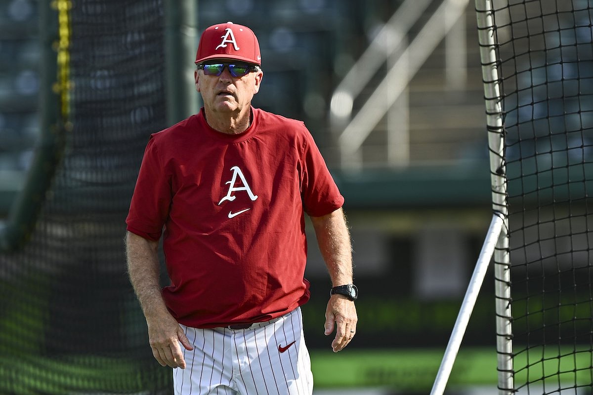 Arkansas baseball's record streak as a ranked team might be in jeopardy ahead of Auburn series