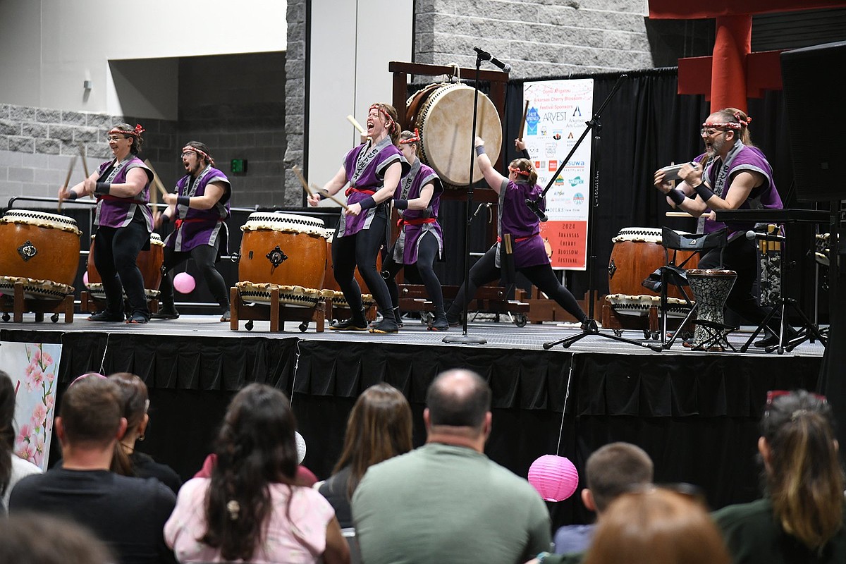 ENTERTAINMENT: Hot Springs festival celebrates cherry blossoms