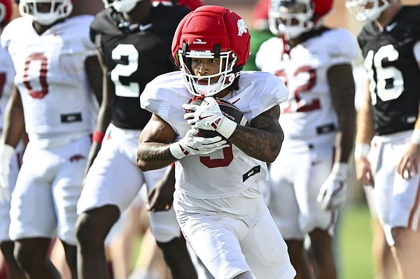 Arkansas football throw and catch game blown off course in spring Practice No. 5