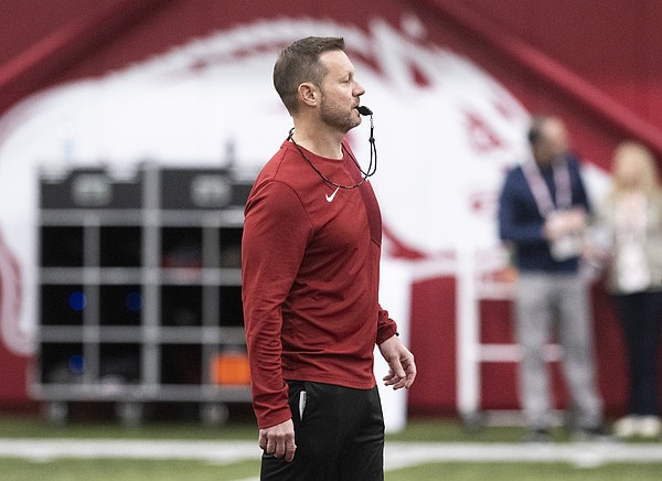 Defense wins the day in Arkansas football's first scrimmage of spring practice