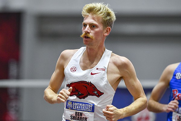 Career bests in 5,000 put 2 Arkansas distance runners in program top 5 at Stanford Invitational