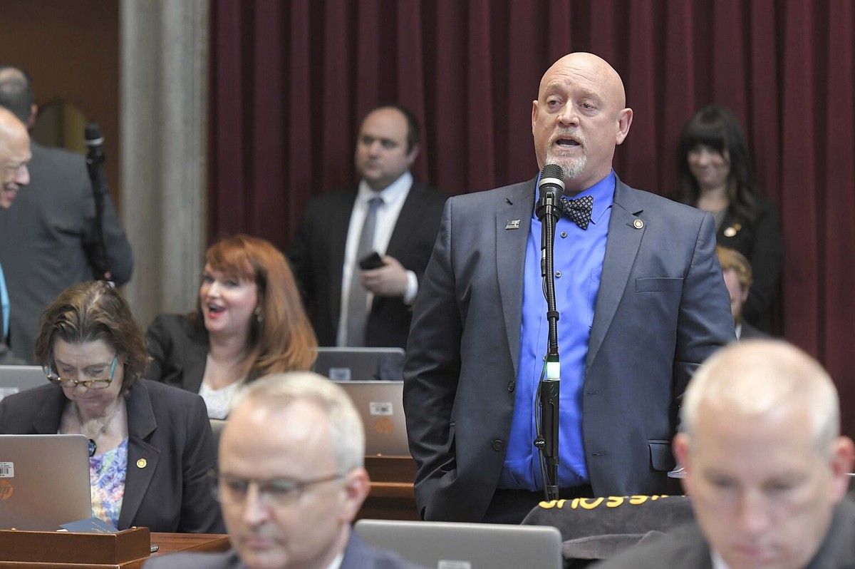 Missouri House passes bill to study psilocybin therapy for veterans, first responders