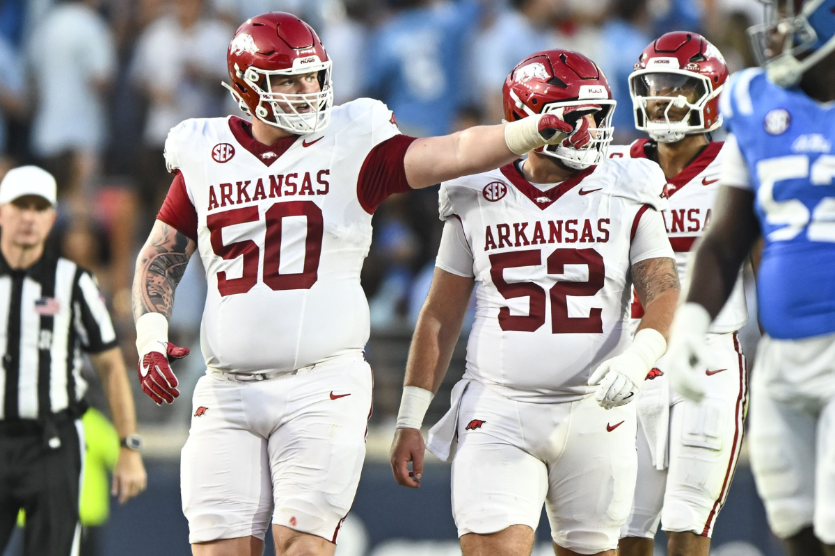 Amid change, Caden Kitler gives Arkansas football's offensive line a ...