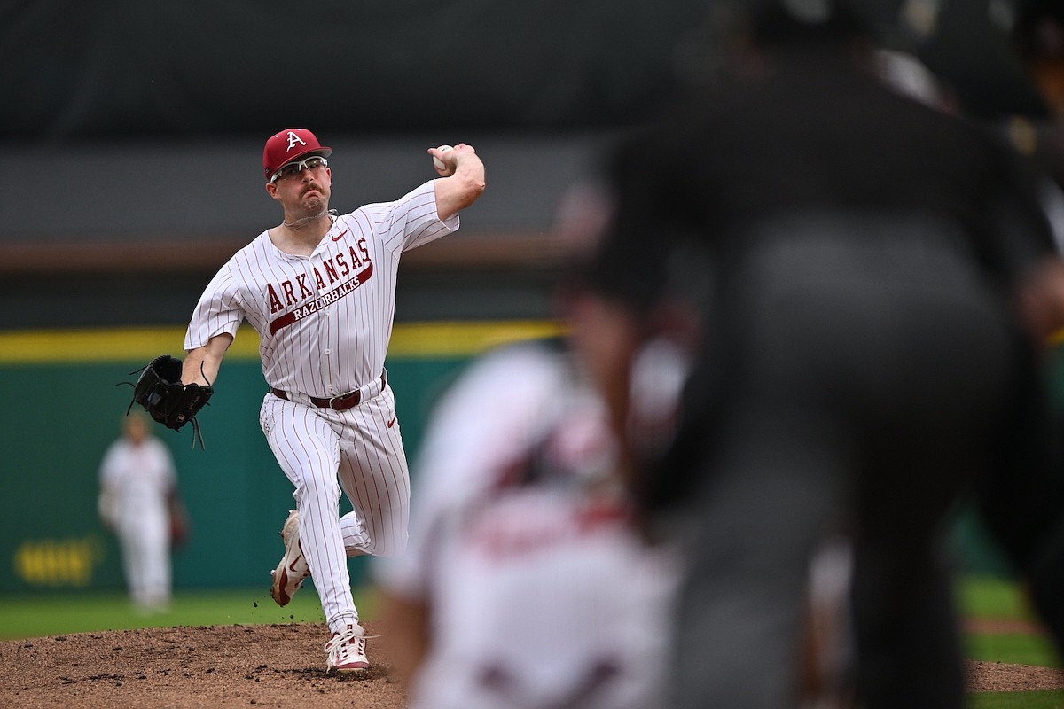 Arkansas baseball vs. Missouri Game 3: How to watch and listen, pitching matchup, forecast, stats, comparison