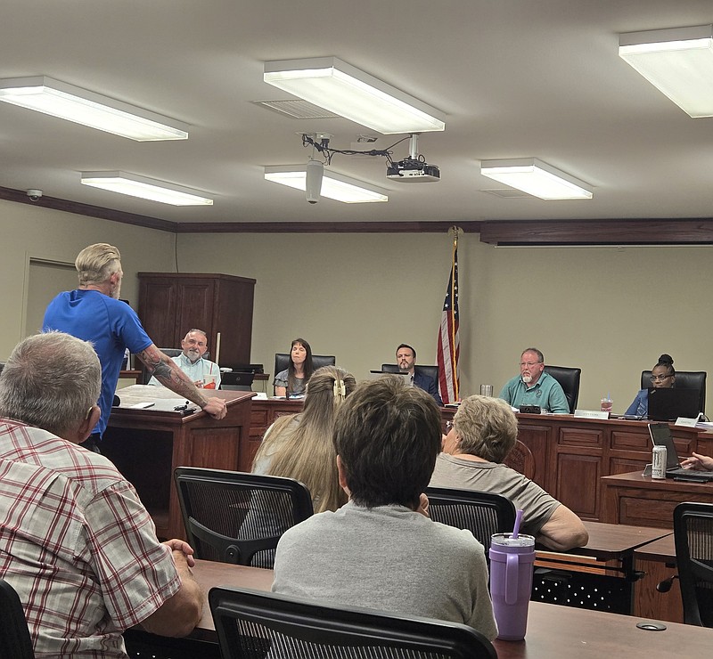 Holts Summit lacks grounds to close Callaway Plaza | Jefferson City ...