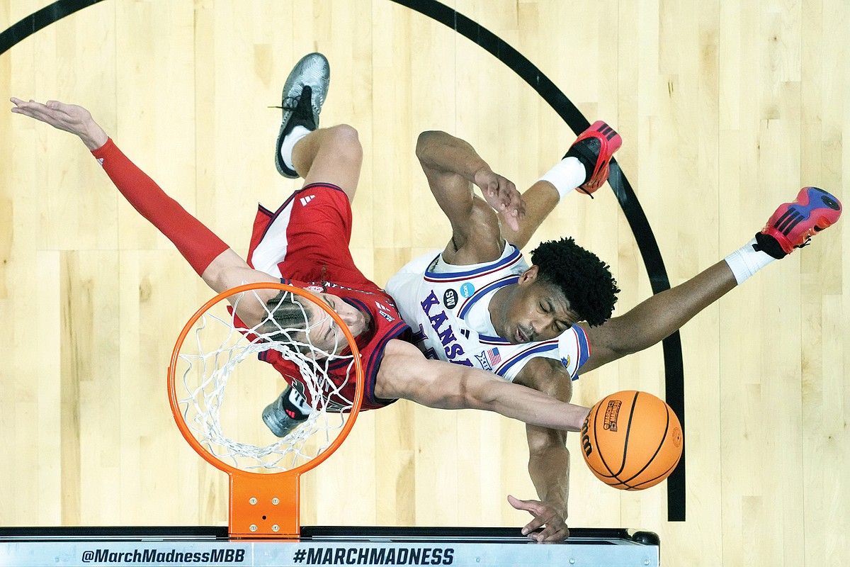 Tiller heading to Missouri after leaving Kansas