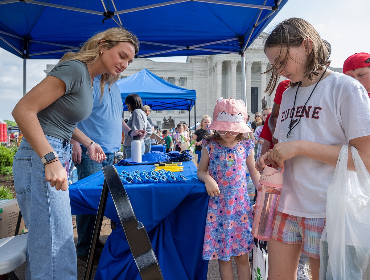 Missouri students celebrate Earth Day at Capitol