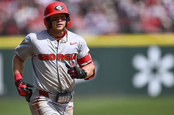 Arkansas baseball notebook: Records fall en masse at Baum-Walker ...