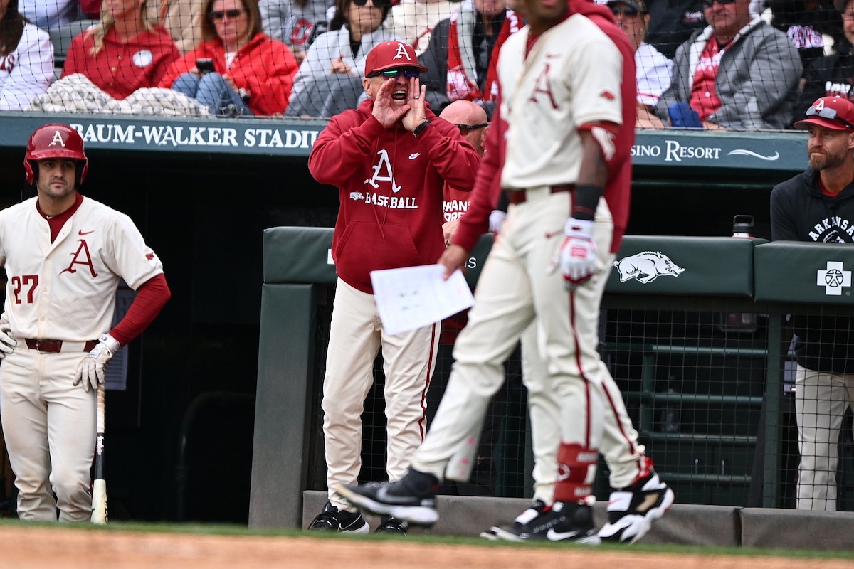 Georgia belts Arkansas baseball 26-14 in series finale
