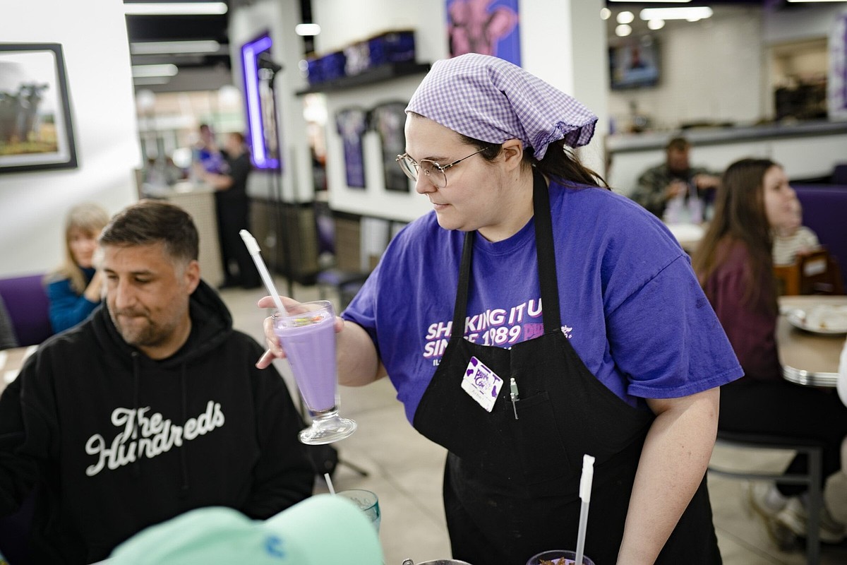 Purple Cow’s opening in Rogers breaks records for Little Rock-based restaurant chain