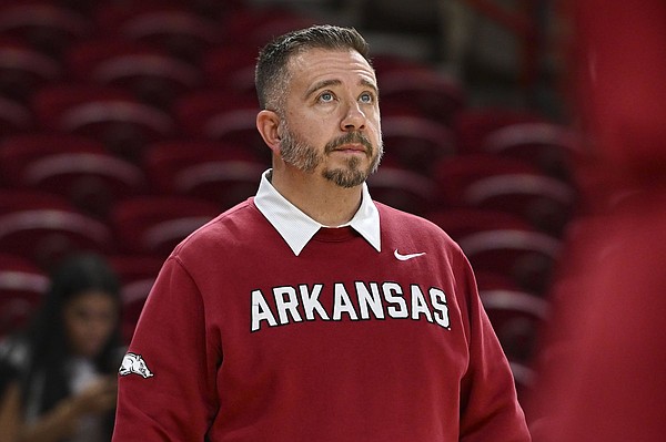 Arkansas women's basketball assistant Brad Johnson hired to lead program at Bentonville High