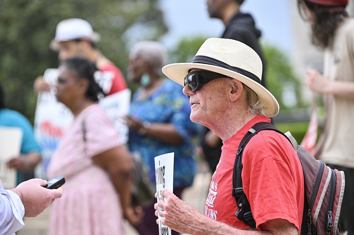 Prospect of cuts in access to food assistance draws protest in Little Rock