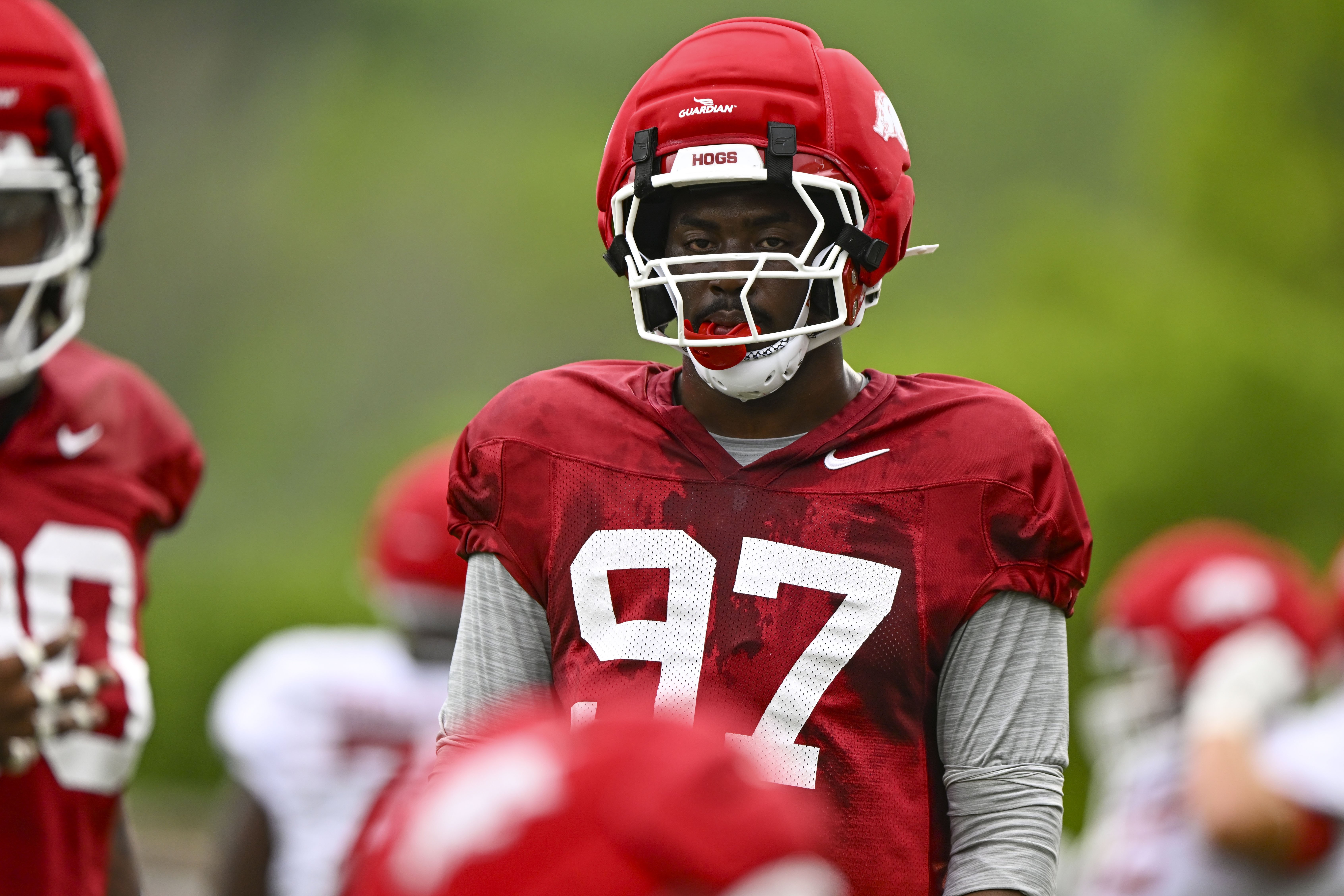 Balanced Red and White teams set to battle in Arkansas football's ...