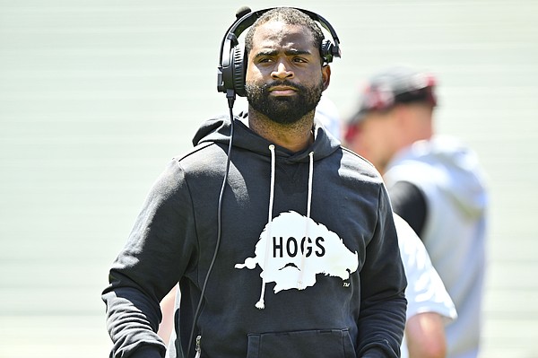 Arkansas football checks boxes for weekend visitors