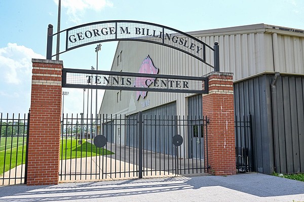 With shutdown looming, Arkansas men's tennis to face Cornell at NCAA Tournament