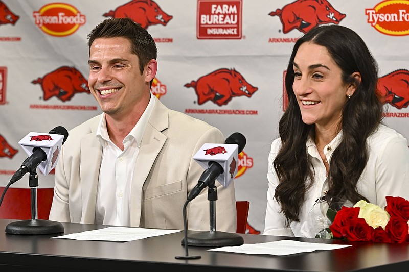 New Arkansas gymnastics coach Chris Brooks brings 'enthusiastic' style ...