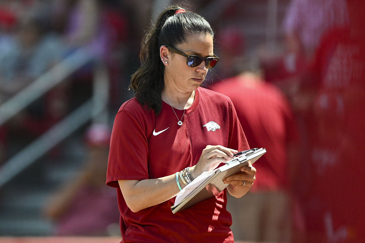 Arkansas drops to No. 7 in ESPN/USA Softball poll ahead of series at No. 5 Texas