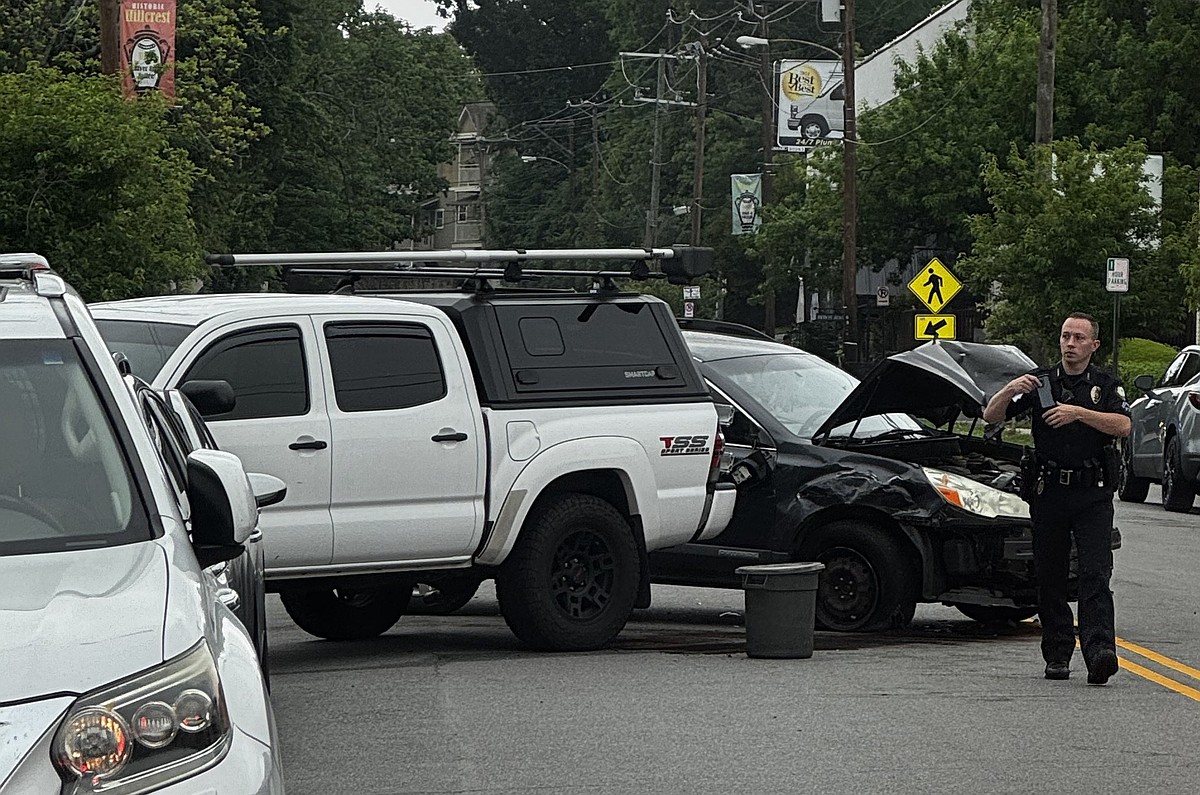 Man arrested in attack at Hillcrest coffee shop