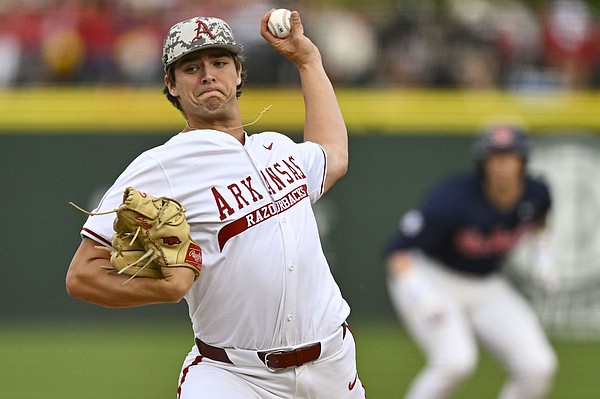 Arkansas baseball notebook: Hunter Dietz mows down Ole Miss looking