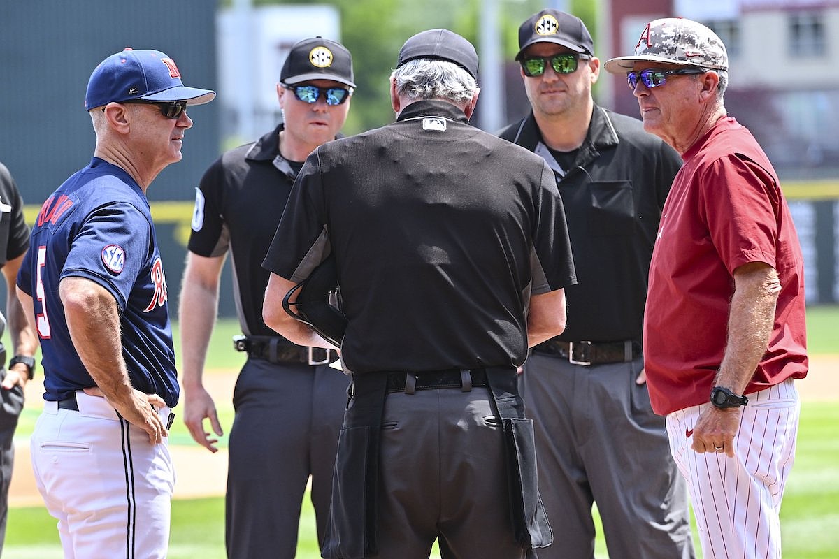 Arkansas baseball vs. Ole Miss Game 3: How to watch and listen, pitching matchup, forecast, stats, comparison