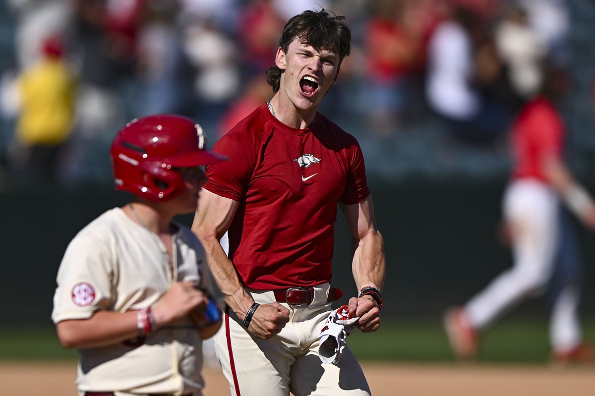 Arkansas baseball notebook: Razorback hitters took battle to Ole Miss in ninth