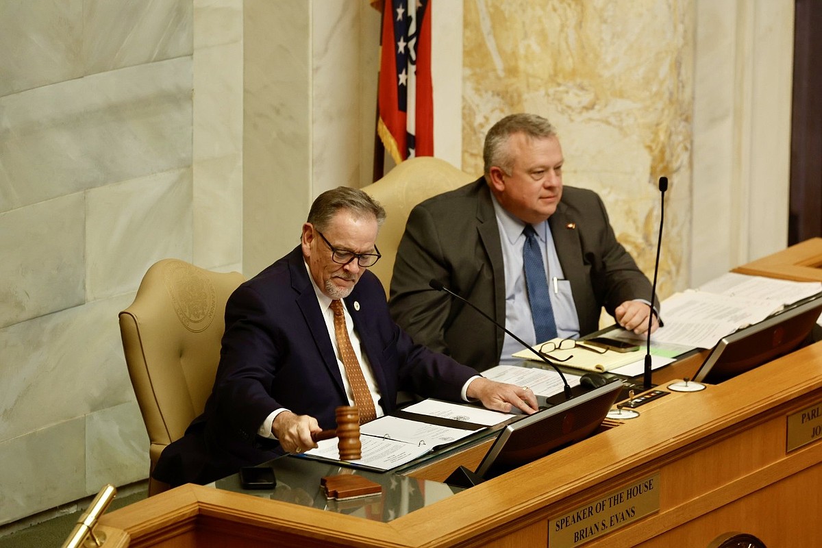Arkansas Legislature convenes special session to cut individual and corporate income tax rates