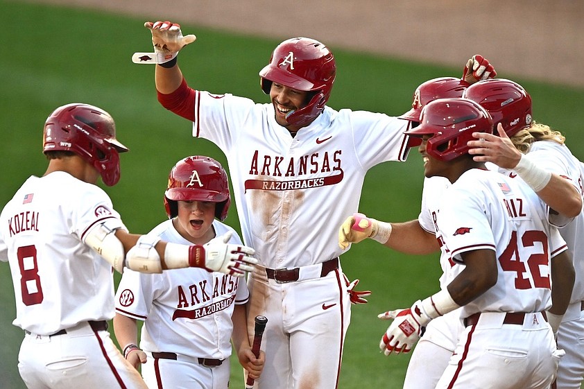 Arkansas Baseball Blows Out Oklahoma In Series Opener Northwest XYZ 3593 T842 