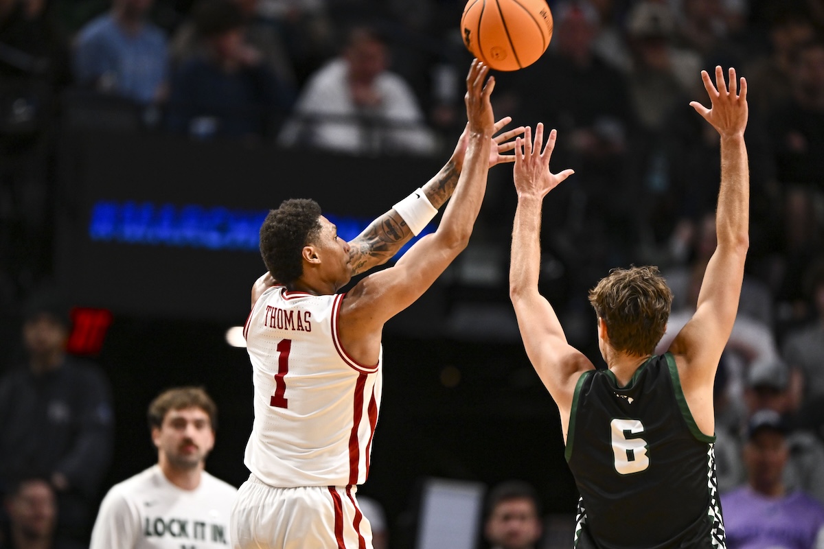 Stay or go: Assessing Arkansas basketball's Meleek Thomas' draft stock ...