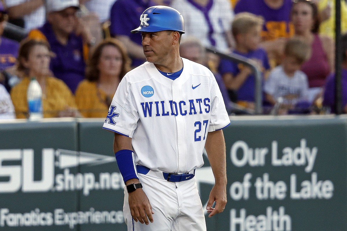 Kentucky cancels midweek game before Arkansas baseball series