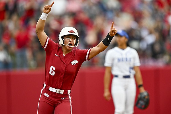 1 year after heartbreak, Arkansas softball's Ella McDowell etches name into history