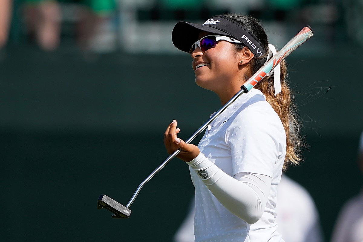 Arkansas women's golf tied for fourth after two rounds at NCAA Championship