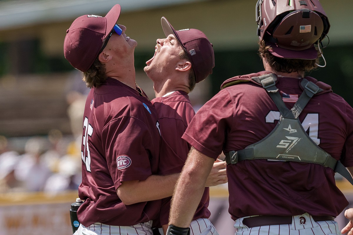 UALR upsets Southern Miss at NCAA baseball regional