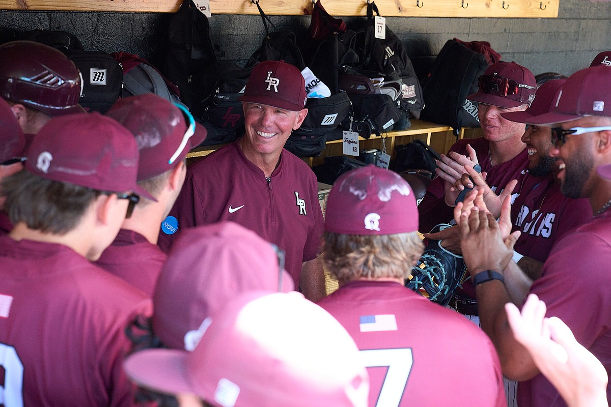 Trojans vs. Trojans: Mid-majors Arkansas-Little Rock, Troy prepare for battle in NCAA super regional